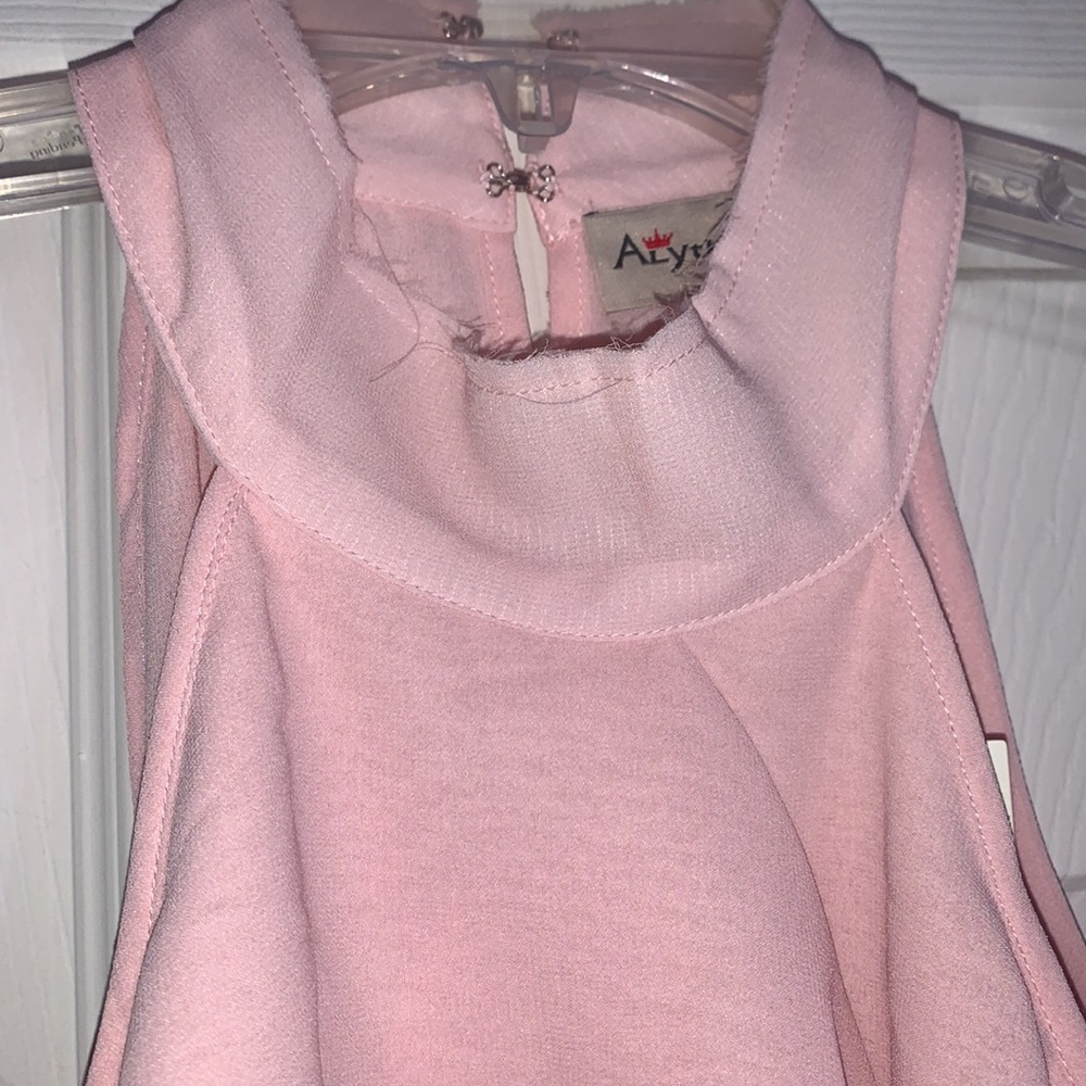 Alythea Soft Pink Mock Neck Ruffled Frayed Edging Sleeveless Top NWT - Picture 8 of 13